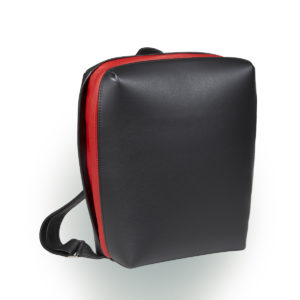 Lederrucksack Jetback in den Farben Schwarz und Rot
