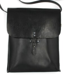 Hochformattasche Chap schwarz